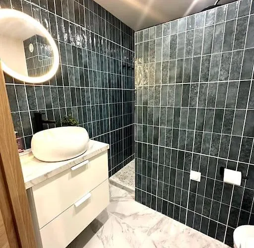 アパート Le Massilhan - A 100m De La *