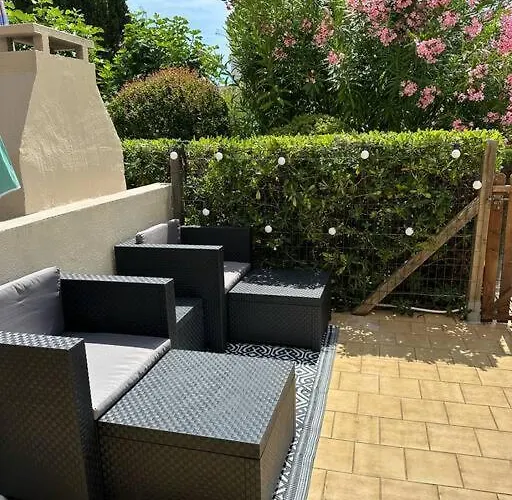 Le Massilhan - A 100m De La Le Castellas